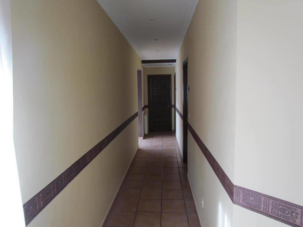 Hostal La Campana Toledo Ngoại thất bức ảnh
